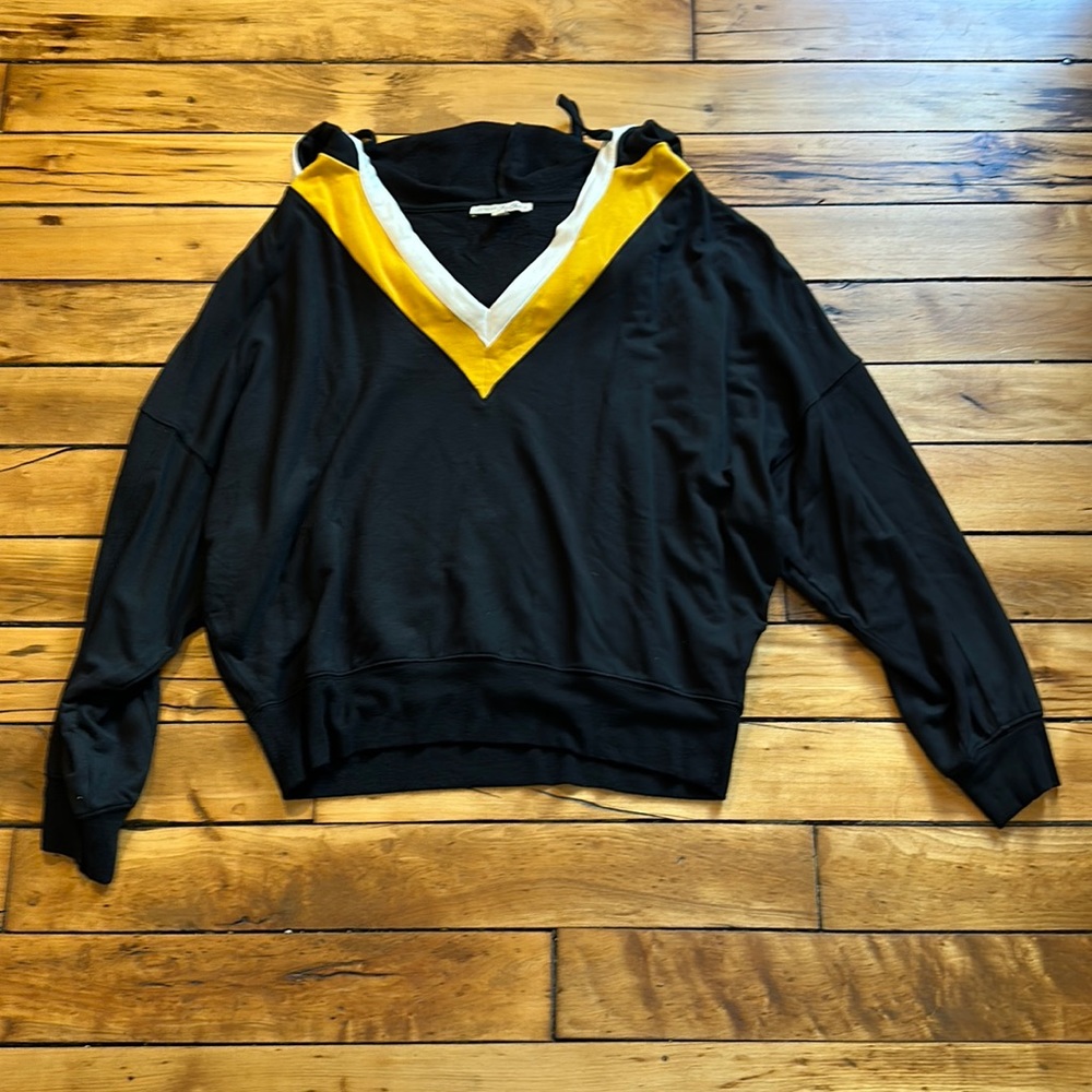 Express crop hoodie